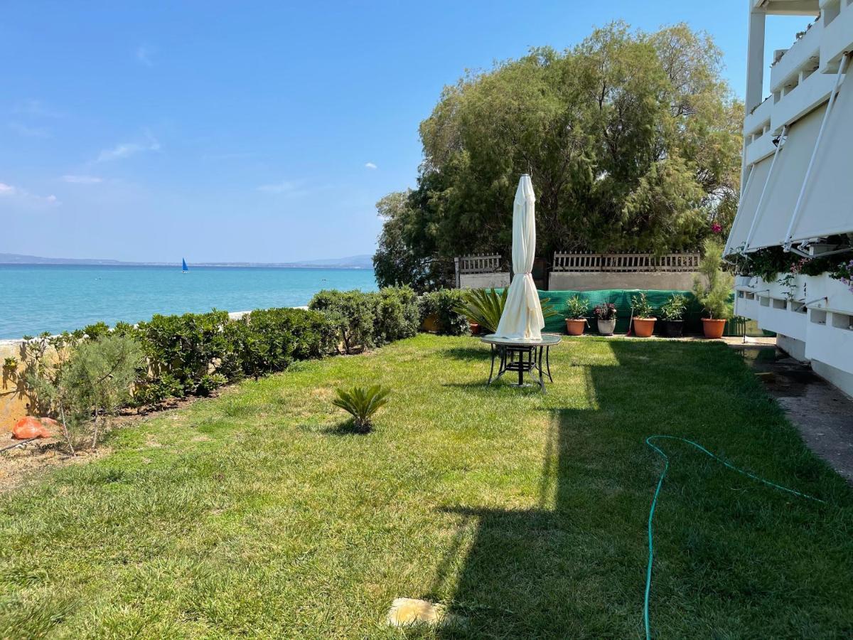Stunning Beachfront Apartment Stratos Nerantza Екстер'єр фото